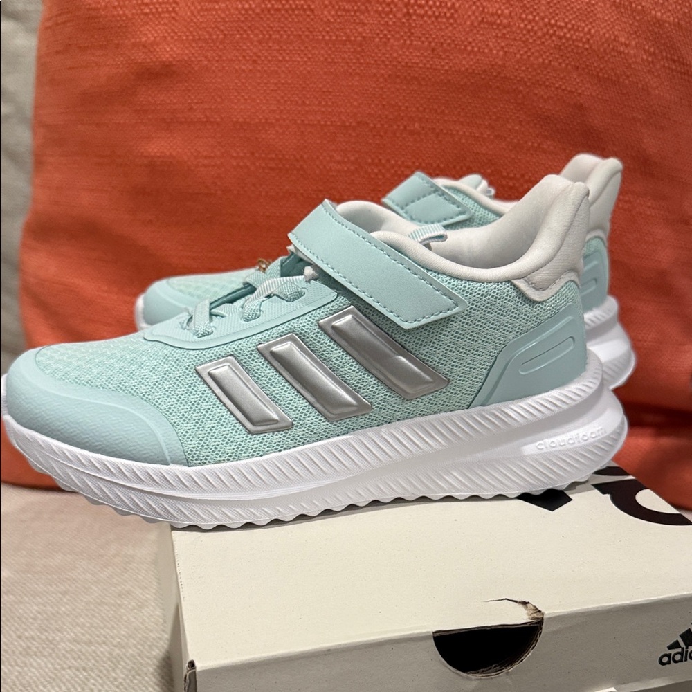 Adidas Kid’s Light Green Sneakers